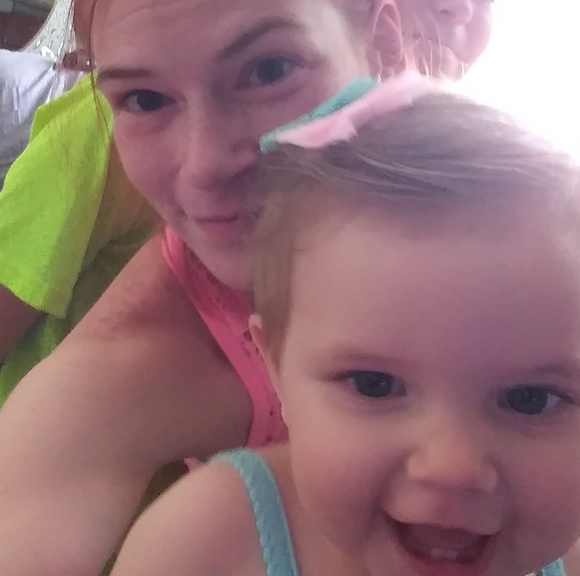 Meet your Posher, Amber - Picture 10 of 16